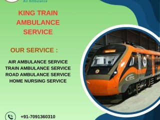 travel-in-guwahati-with-a-team-of-professional-doctors-in-king-train-ambulance