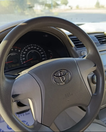 toyota-kamry-2010-big-7