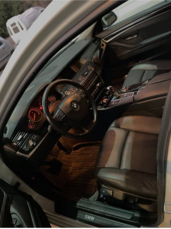 bmw-530i-2013-big-3