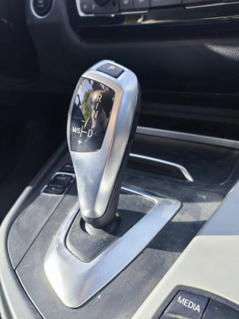 bmw-320-i-2016-big-10